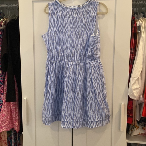 Vineyard vines dress - Picture 3 of 4